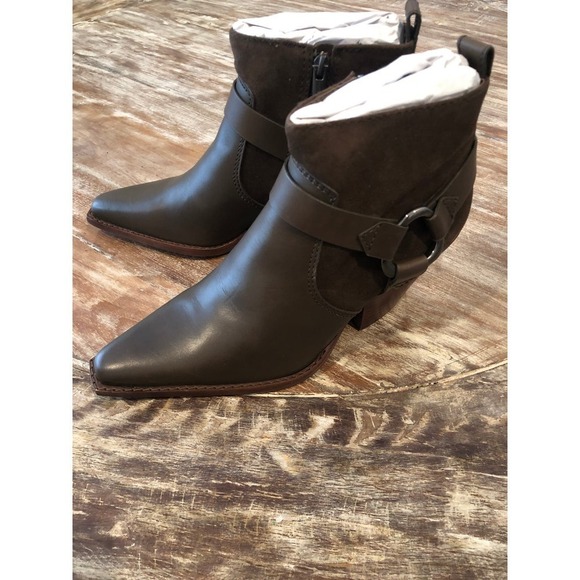 Vince Camuto Nenanie Bootie Pointed Toe Leather Suede Taupe NEW 9 - Picture 5 of 6